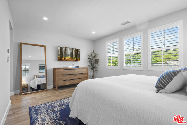 6 Alimon Street, Rancho Mission Viejo CA: https://media.crmls.org/mediaz/12f63920-e2ef-4486-b7e0-db13534229d5.jpg
