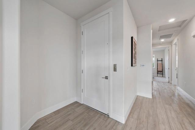 47382 Mission Falls Court, Fremont CA: https://media.crmls.org/mediaz/12f73d77-1562-4f22-b997-a6cd44bfe910.jpg