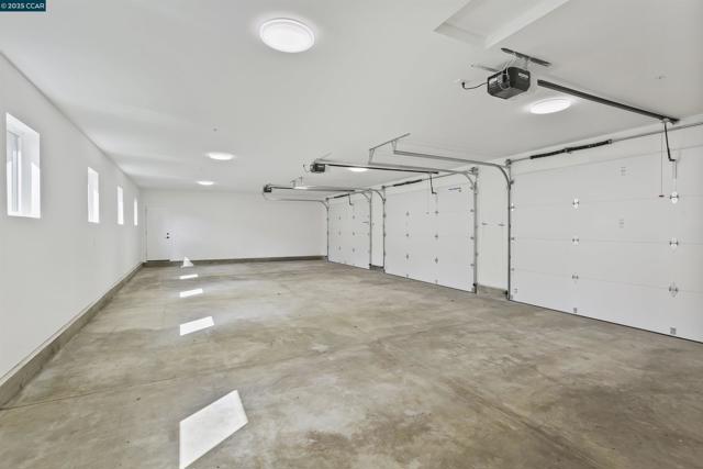 2559 Romley Ln, Alamo CA: https://media.crmls.org/mediaz/12f74e79-0ca0-4478-9aae-ce4db6d4ddec.jpg
