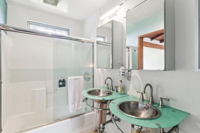 Detail Gallery Image 27 of 56 For 4322 Vista Coronado Dr, Chula Vista,  CA 91910 - 3 Beds | 3 Baths