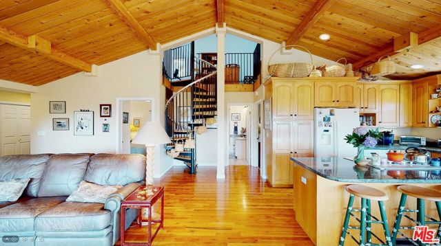 5850 Casitas Pass Road, Ventura CA: https://media.crmls.org/mediaz/12f85560-db97-443a-a6f1-923b91ef2b09.jpg