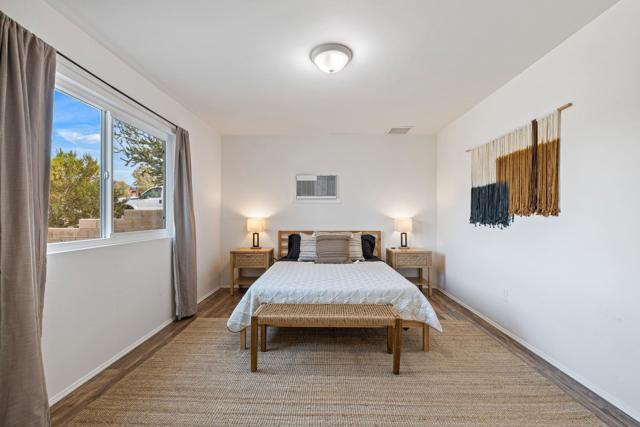 7780 Jemez Trail, Yucca Valley CA: https://media.crmls.org/mediaz/12fa9afa-3f8d-4bf0-b8e3-fa9e828a76f8.jpg