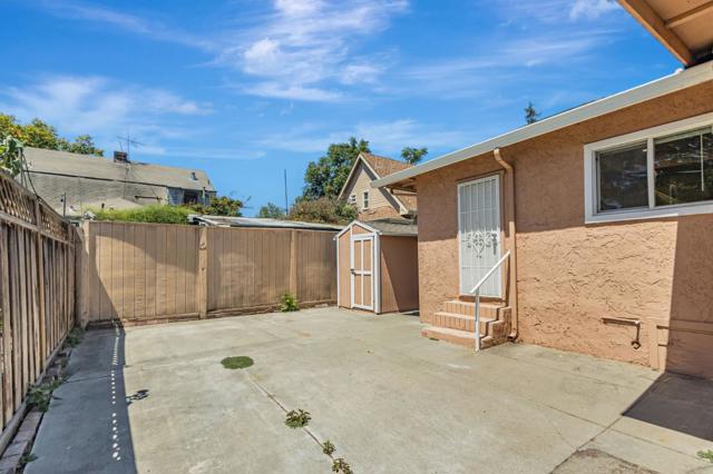 295 N 16th Street, San Jose CA: https://media.crmls.org/mediaz/12fbbf65-6ed0-4803-adbd-6f7260b90893.jpg