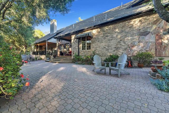 45455 Lorenz Ln, Temecula CA: https://media.crmls.org/mediaz/12fd65b7-85cc-4c70-a6f6-c56a7cc8e26f.jpg