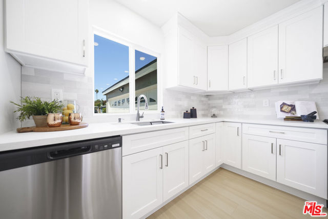 1930 W 153rd Street, Gardena CA: https://media.crmls.org/mediaz/12fdb2b1-c7a4-46c9-b872-bd02de805bdb.jpg