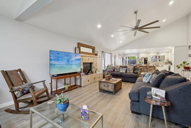 MLS #250036243SD image #6