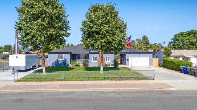 Detail Gallery Image 1 of 1 For 895 S Lincoln Ave, El Cajon,  CA 92020 - 3 Beds | 2 Baths
