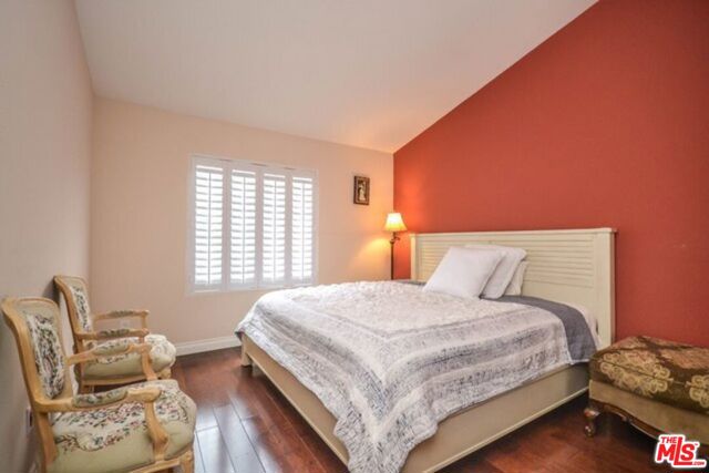 4516 Ramsdell Avenue, La Crescenta CA: https://media.crmls.org/mediaz/1300e0d2-27bf-49ac-8ce2-fc17b4982bea.jpg