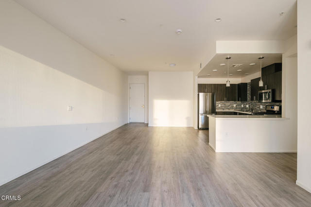 Detail Gallery Image 29 of 46 For 124 W Colorado St #404,  Glendale,  CA 91204 - 2 Beds | 2 Baths