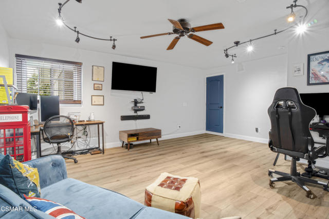 30836 Overfall Drive, Westlake Village CA: https://media.crmls.org/mediaz/13023ffe-545c-4101-8de0-6be2a80f4a1a.jpg