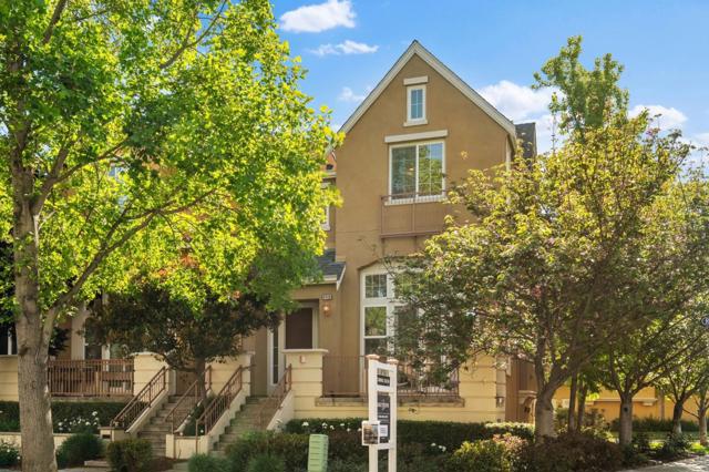 4440 Rivermark Parkway, Santa Clara CA: https://media.crmls.org/mediaz/130323f7-7ca1-4767-be76-96f22bf3107c.jpg