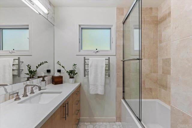 5125 El Secreto, Rancho Santa Fe CA: https://media.crmls.org/mediaz/1303f31d-9ef8-4e55-920b-c9ce454af0ed.jpg