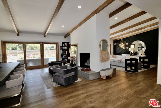 24221 Aetna Street, Woodland Hills CA: https://media.crmls.org/mediaz/1303f331-3643-4acf-af20-ba8b26b458a6.jpg