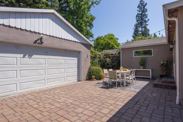2023 Valparaiso Avenue, Menlo Park CA: https://media.crmls.org/mediaz/1303fc96-16da-40b2-9a09-3b03e893a3ab.jpg