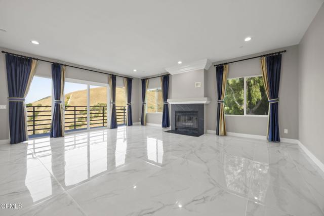 40 Saddlebow Road, Bell Canyon CA: https://media.crmls.org/mediaz/1304497d-f0a9-434f-abea-181fd606165f.jpg