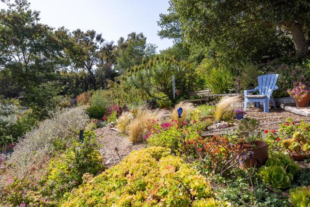 3405 Rio Road, Carmel CA: https://media.crmls.org/mediaz/1304d41e-e133-4b24-950f-28b98ba90f61.jpg
