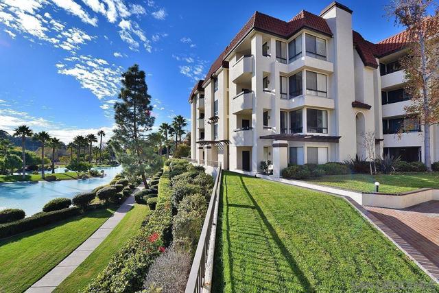 5895 Friars Rd, San Diego, California 92110, 1 Bedroom Bedrooms, ,1 BathroomBathrooms,Condominium,For Sale,Friars Rd,250020033SD