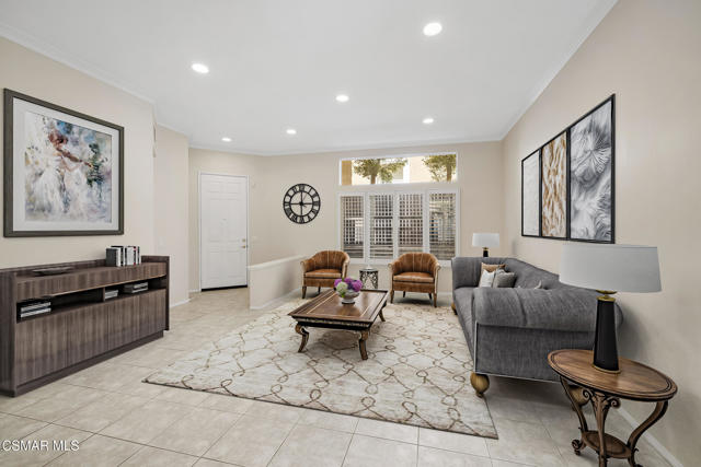 2996 Eagles Claw Avenue, Thousand Oaks CA: https://media.crmls.org/mediaz/1305af63-b38c-4517-9957-9417cf04c082.jpg