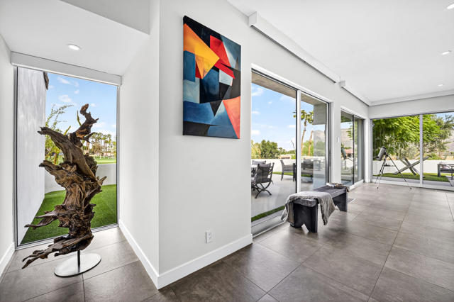 49120 Sunrose Lane, Palm Desert CA: https://media.crmls.org/mediaz/13074071-f240-431c-874d-90094b970bfe.jpg