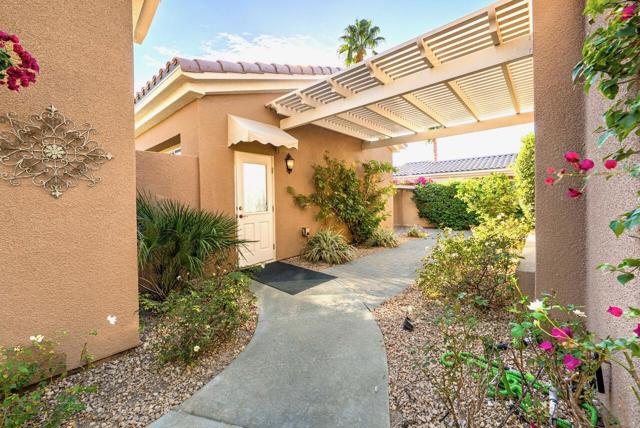 6 Dickens Court, Rancho Mirage, CA 92270