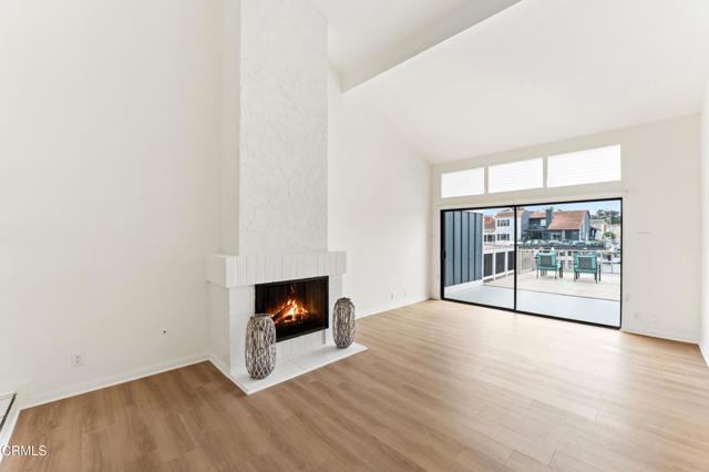 Detail Gallery Image 4 of 31 For 4320 Meridian Ave, Oxnard,  CA 93035 - 3 Beds | 2/1 Baths