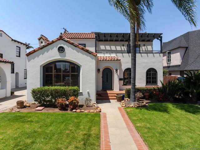 4374 Adams Ave, San Diego CA: https://media.crmls.org/mediaz/1307d30f-5e6c-4e3c-b3a5-c0a10d85f6a0.jpg