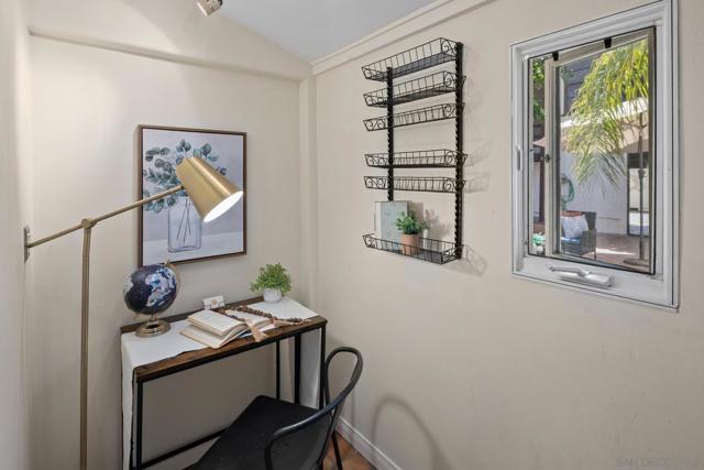 412 G Avenue, Coronado CA: https://media.crmls.org/mediaz/1307d812-a714-42f2-8ba6-2abb8faacfae.jpg