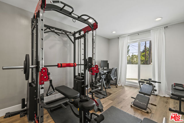 8944 Enfield Avenue, Sherwood Forest CA: https://media.crmls.org/mediaz/13087510-6c76-4a6a-8276-275799231f57.jpg