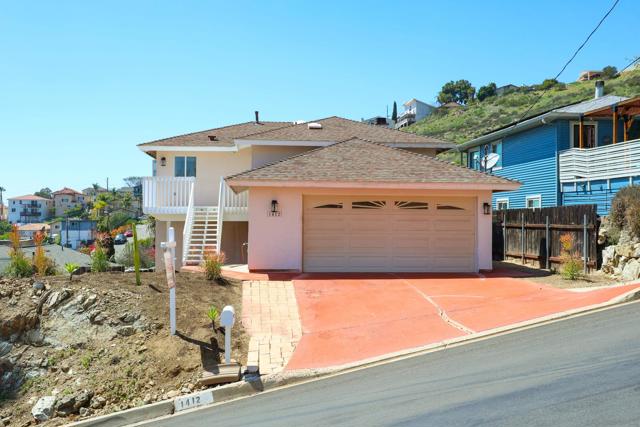 1412 San Miguel Ave, Spring Valley CA: https://media.crmls.org/mediaz/130a5ac3-f3b3-4b58-b27e-48990d715311.jpg