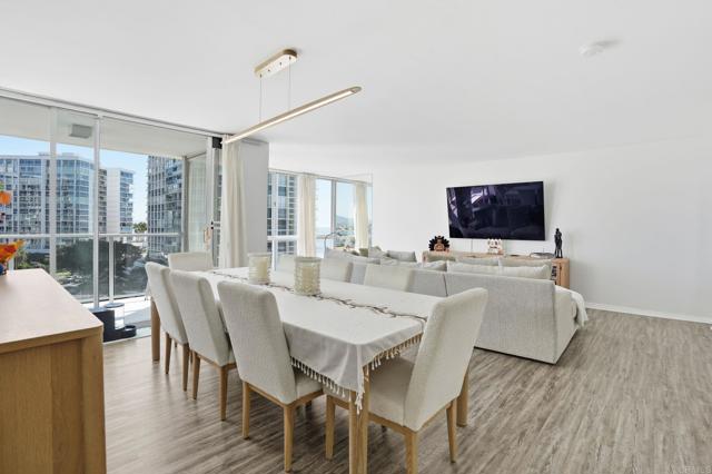 Detail Gallery Image 5 of 32 For 1730 Avenida Del Mundo #502,  Coronado,  CA 92118 - 2 Beds | 2 Baths