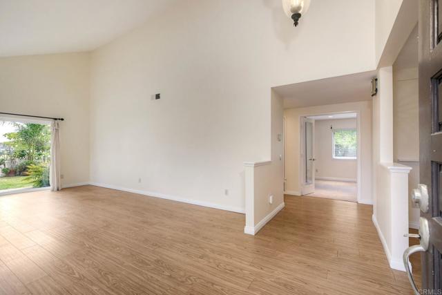 Detail Gallery Image 2 of 32 For 1729 Gascony Rd, Encinitas,  CA 92024 - 3 Beds | 2 Baths