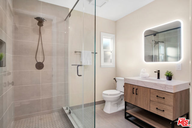 2148 Prosser Avenue, Los Angeles CA: https://media.crmls.org/mediaz/130a9553-39c3-440a-9924-597e14aac87d.jpg