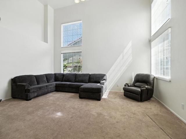 44131 Sunmist Court, Lancaster CA: https://media.crmls.org/mediaz/130b15b1-75c4-4ec0-9b51-e3cd9eacaaa1.jpg