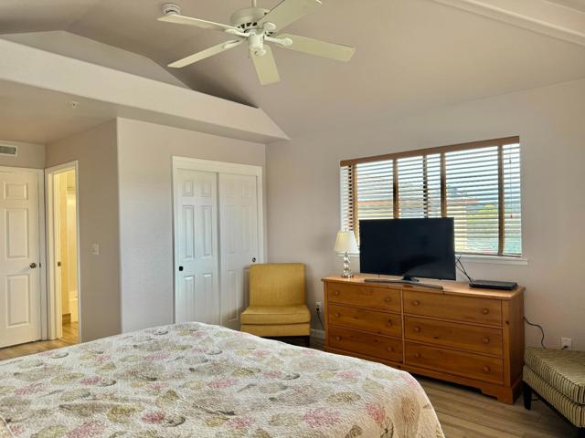 522 Seascape Resort Drive, Aptos CA: https://media.crmls.org/mediaz/130b86a9-3c1a-4ba1-858e-c9a3a76cbc23.jpg
