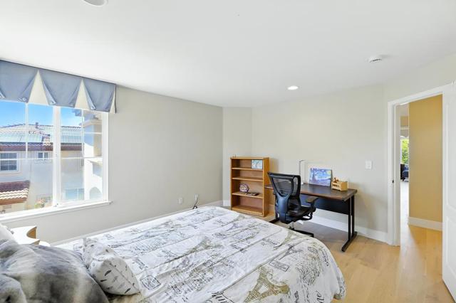 553 Lower Vintners Circle, Fremont CA: https://media.crmls.org/mediaz/130c4337-635f-4552-9526-46b43d7aa40c.jpg