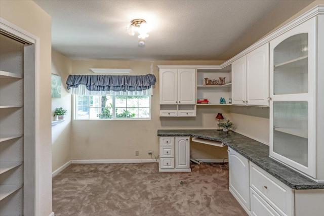 22187 Old Santa Cruz Highway, Los Gatos CA: https://media.crmls.org/mediaz/130cb8a8-89b6-4d8d-8437-1c41ebc7c3ce.jpg
