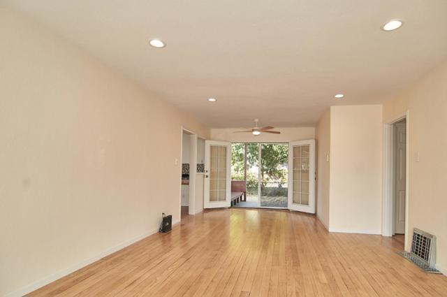 506 Annette Avenue, Vallejo CA: https://media.crmls.org/mediaz/130daaf3-48ea-4396-834e-b749bcebeb4b.jpg