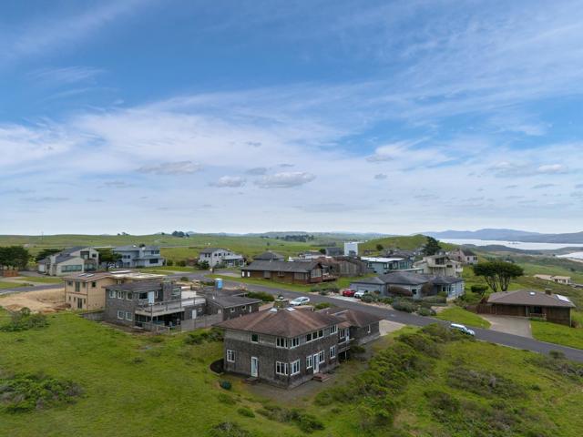 10 Maui Lane, Dillon Beach CA: https://media.crmls.org/mediaz/130ded43-0e34-45f3-93b6-758df74f93cc.jpg