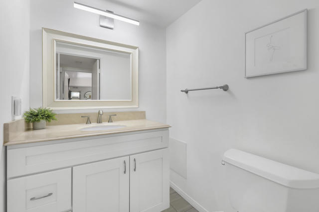 23 Haig Drive, Rancho Mirage CA: https://media.crmls.org/mediaz/130e5b81-20e8-42e7-9469-405792973dfd.jpg