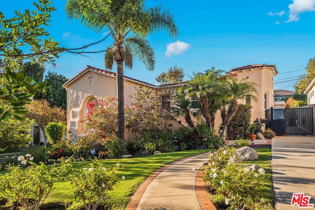 10497 Kinnard Avenue