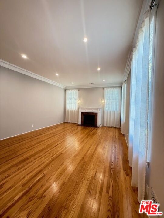 2515 Canyon Drive, Los Angeles CA: https://media.crmls.org/mediaz/130f965f-a781-490d-b332-c7d768e3a900.jpg