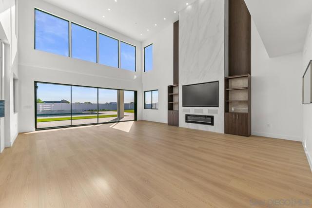 41955 Altanos Road, Temecula CA: https://media.crmls.org/mediaz/130fd5f4-2c69-45aa-8595-1824ce1dc480.jpg