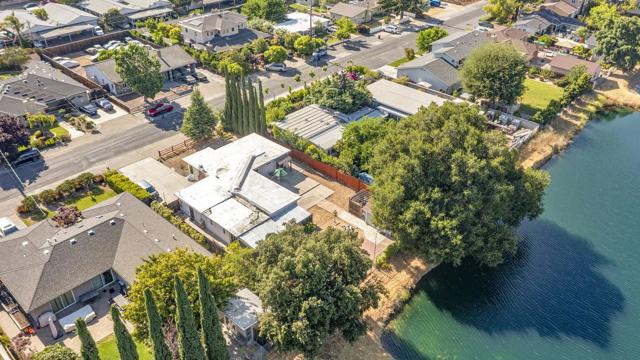 848 Kenneth Avenue, Campbell CA: https://media.crmls.org/mediaz/130fe54a-e288-45ad-839c-a86e192b0490.jpg