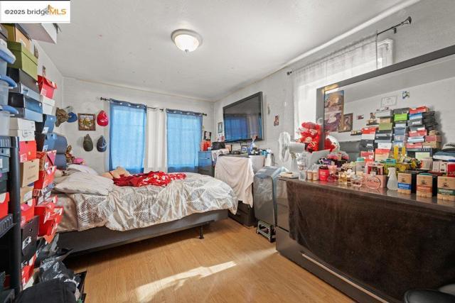 Image 40 of 47 For 9285 D St  