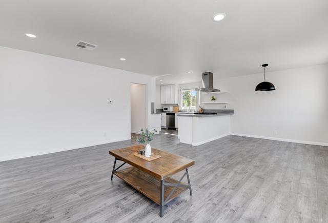 Detail Gallery Image 11 of 24 For 611 San Juhn St, Spring Valley,  CA 91977 - 4 Beds | 2 Baths