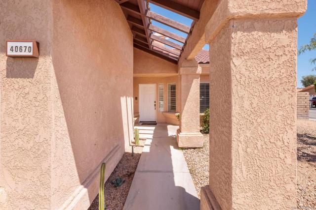 Image 4 of 22 For 40670 Posada Ct