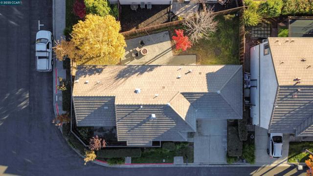 5109 Napa Shore Dr, Fairfield CA: https://media.crmls.org/mediaz/131679e1-dd16-4f36-9d5b-ab1e99b0e732.jpg