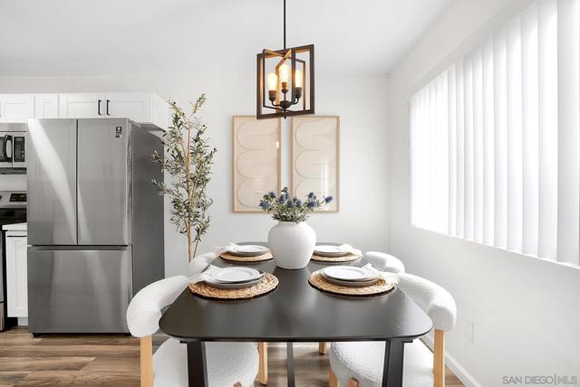 6602 Beadnell Way, San Diego CA: https://media.crmls.org/mediaz/13190bd4-c5f0-4e98-94b5-a3a7220fe506.jpg