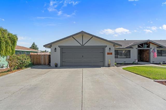215 Rays Circle, Hollister CA: https://media.crmls.org/mediaz/13194edf-9f3a-4b49-ab2a-927bbcfa6d93.jpg