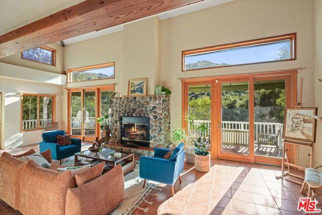 774 Old Topanga Canyon Road, Topanga CA: https://media.crmls.org/mediaz/131b3c29-c587-47f8-9120-9681f37b76e3.jpg